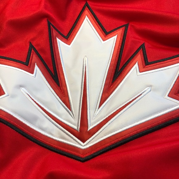 Adidas Authentic Team Canada 2016 World Cup of Hockey Jersey Red XXXL has strap - Picture 13 of 16